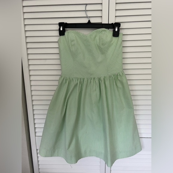 Lilly Pulitzer - Limeade Seersucker Richelle Strapless Seersucker Dress - Size 0 - Picture 4 of 8